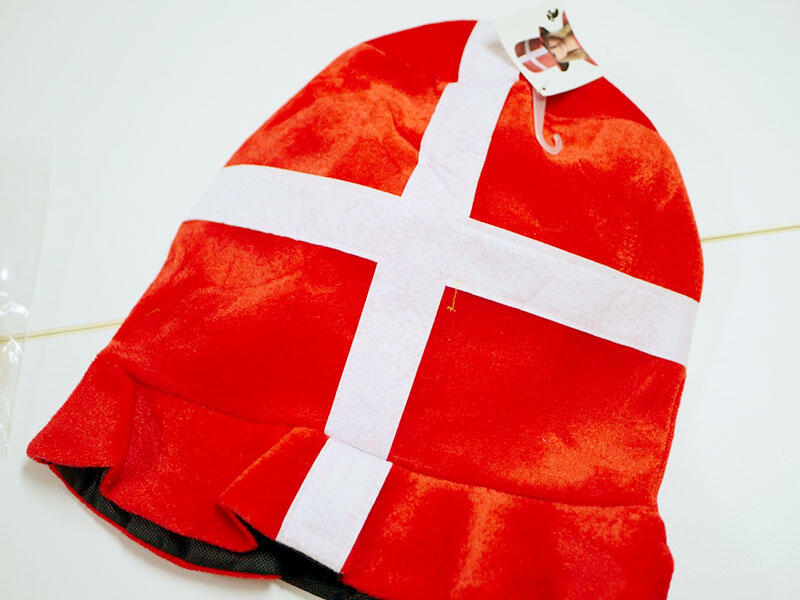 デンマークの国旗を模した帽子